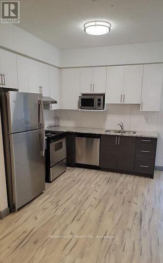 366 - 258 C Sunview Street, Waterloo, Ontario  N2L 0H8 - Photo 2 - X12706270