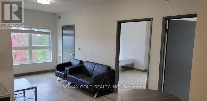 366 - 258 C Sunview Street, Waterloo, Ontario  N2L 0H8 - Photo 4 - X12706270