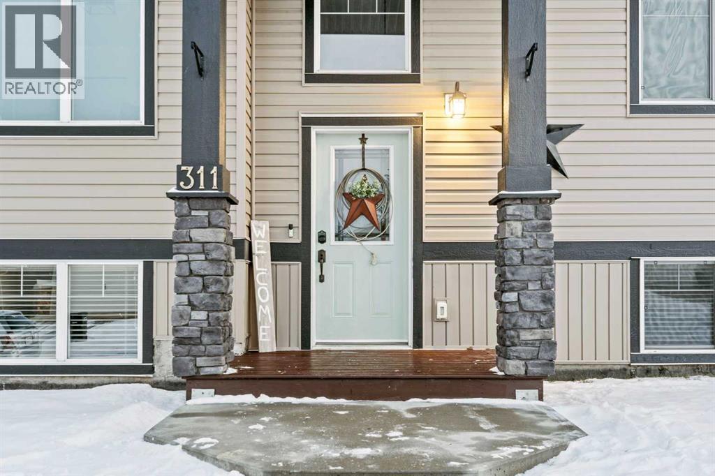 311 Mcleod Crescent, Diamond Valley, Alberta  T0L 2A0 - Photo 2 - A2281319