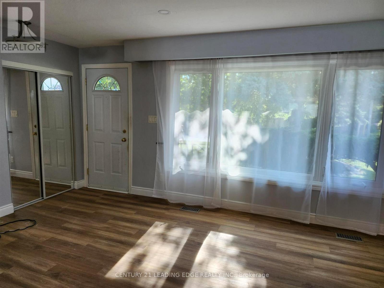 1441 Park Road S, Oshawa, Ontario  L1J 4K5 - Photo 3 - E12765496