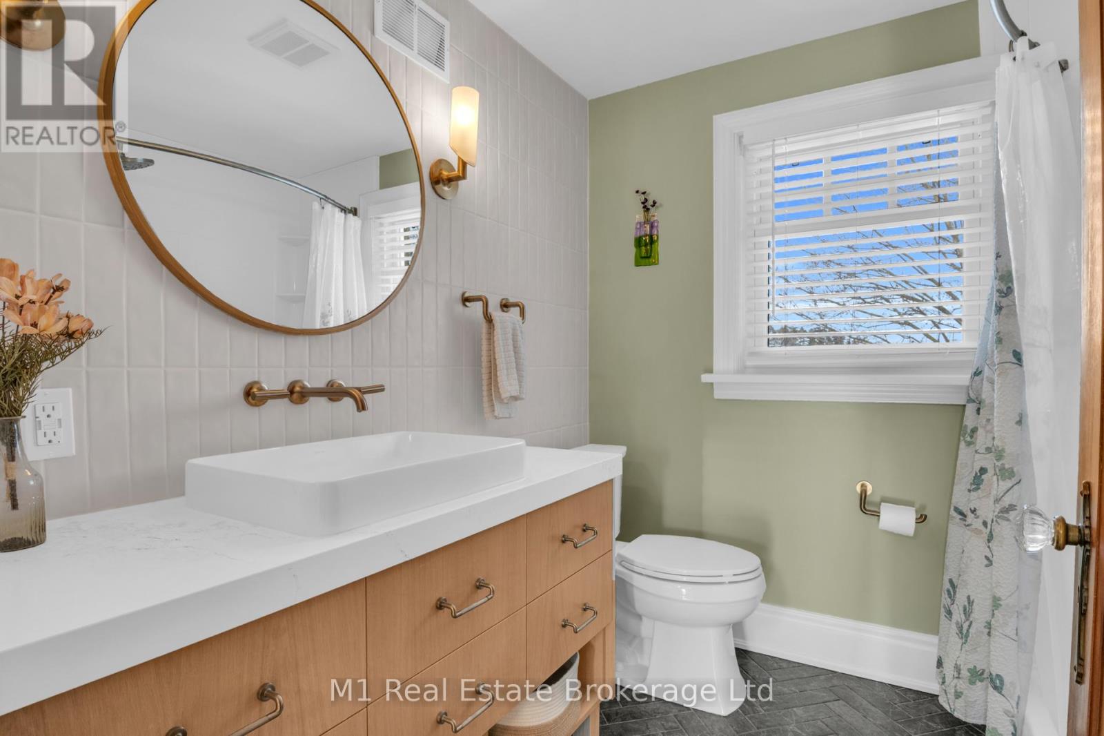 695 Tower Street S, Centre Wellington, Ontario  N1M 2R1 - Photo 28 - X12768886