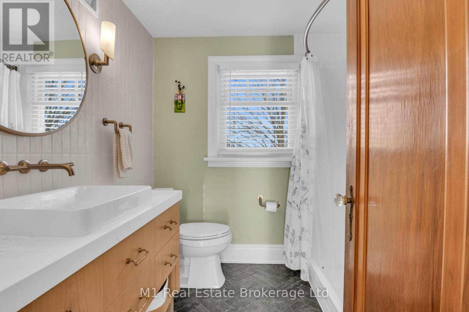 695 Tower Street S, Centre Wellington, Ontario  N1M 2R1 - Photo 29 - X12768886