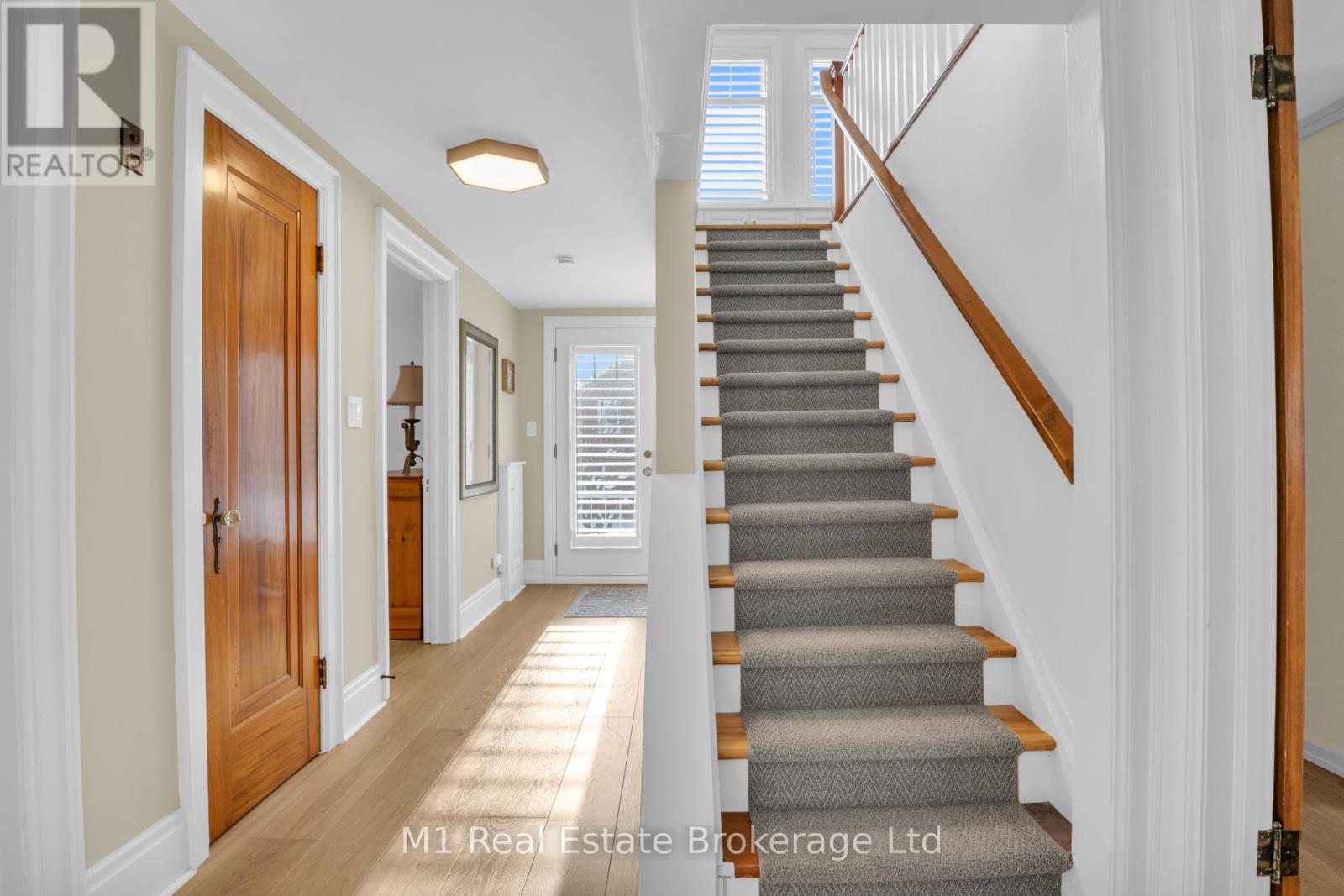 695 Tower Street S, Centre Wellington, Ontario  N1M 2R1 - Photo 34 - X12768886