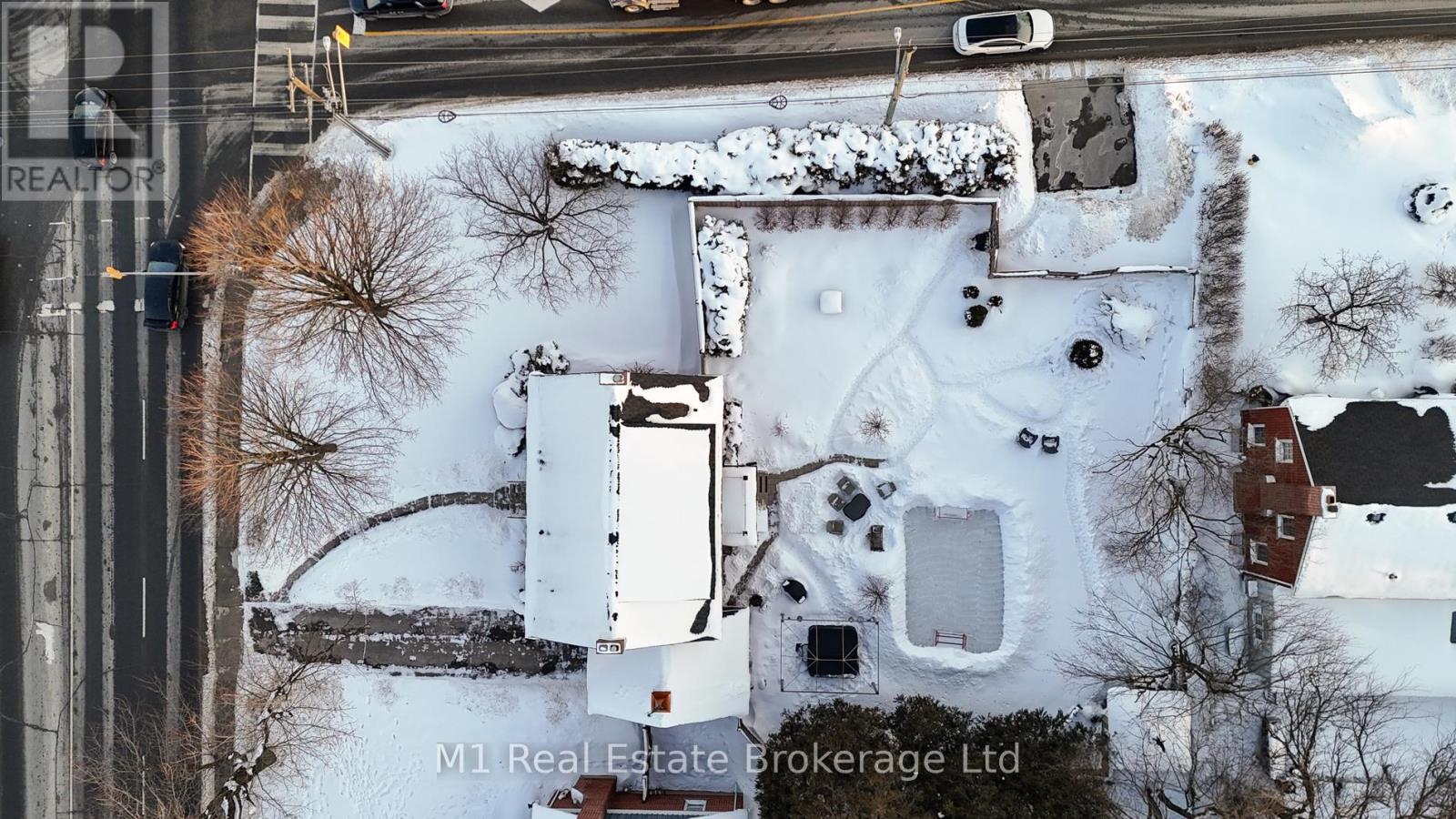 695 Tower Street S, Centre Wellington, Ontario  N1M 2R1 - Photo 49 - X12768886