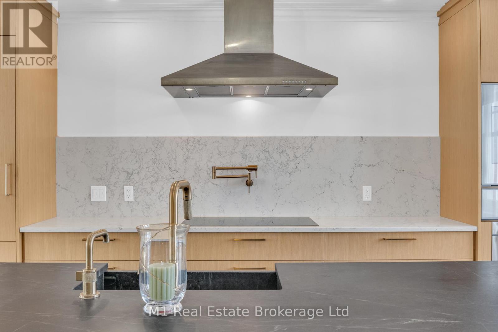 695 Tower Street S, Centre Wellington, Ontario  N1M 2R1 - Photo 7 - X12768886