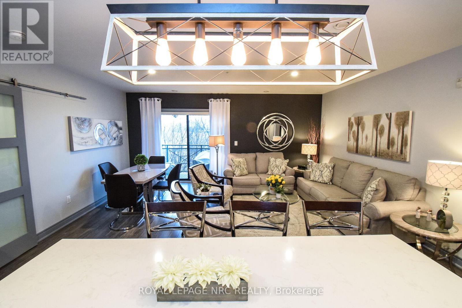 305 - 379 Scott Street, St. Catharines, Ontario  L2M 3W2 - Photo 12 - X12768864