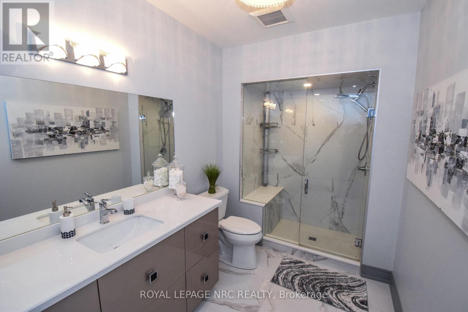 305 - 379 Scott Street, St. Catharines, Ontario  L2M 3W2 - Photo 28 - X12768864