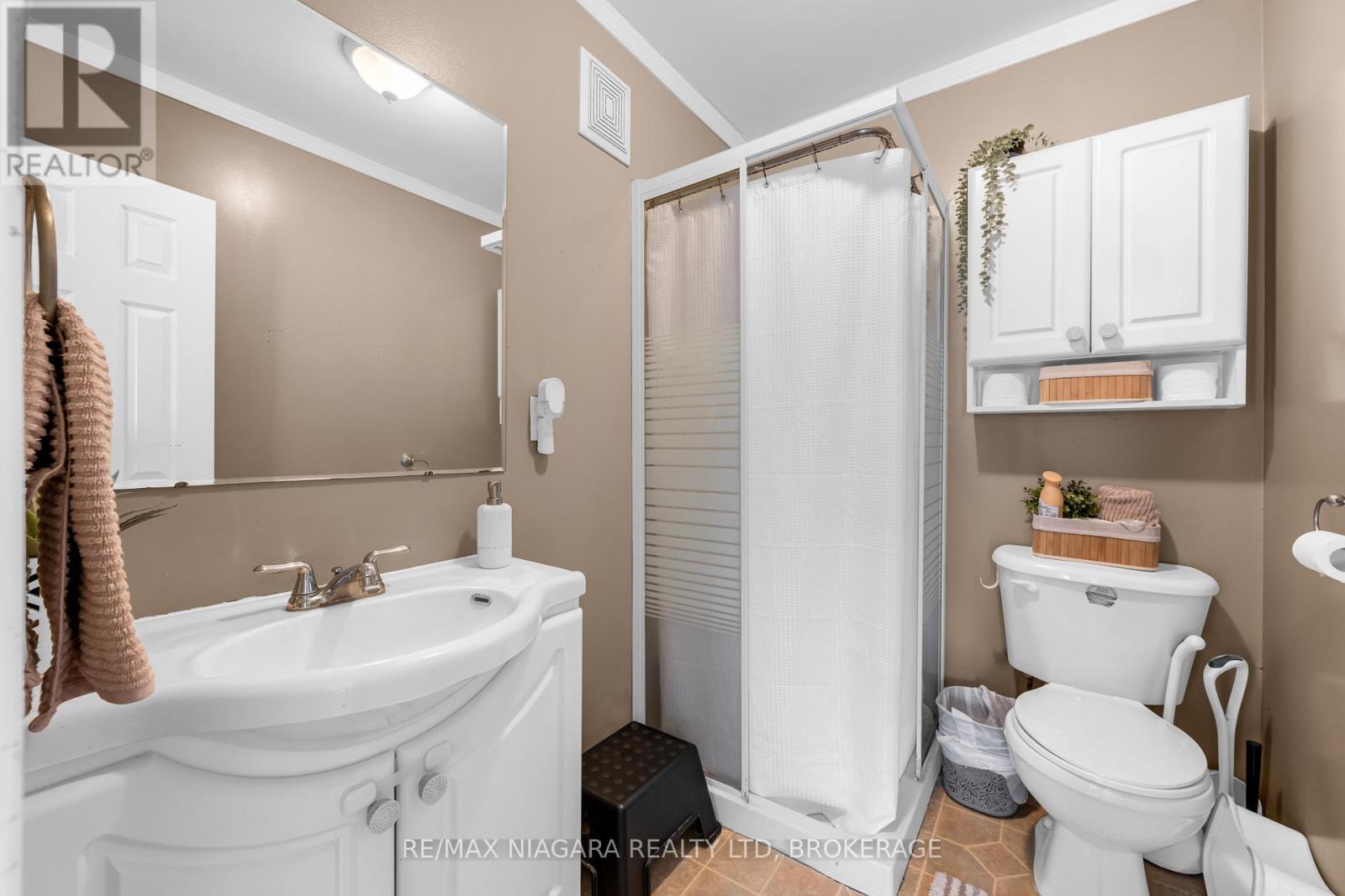 1170 Broad Street E, Haldimand (Dunnville), Ontario  N1A 3C4 - Photo 29 - X12768874