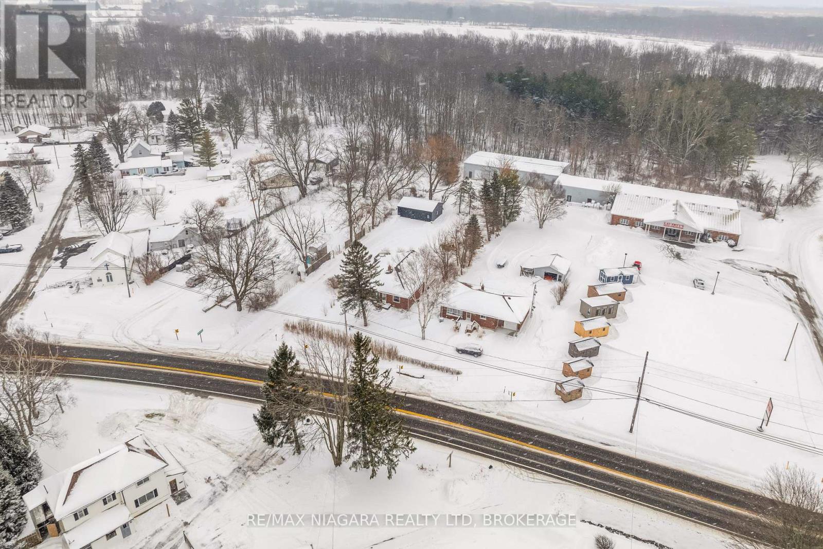 1170 Broad Street E, Haldimand (Dunnville), Ontario  N1A 3C4 - Photo 39 - X12768874