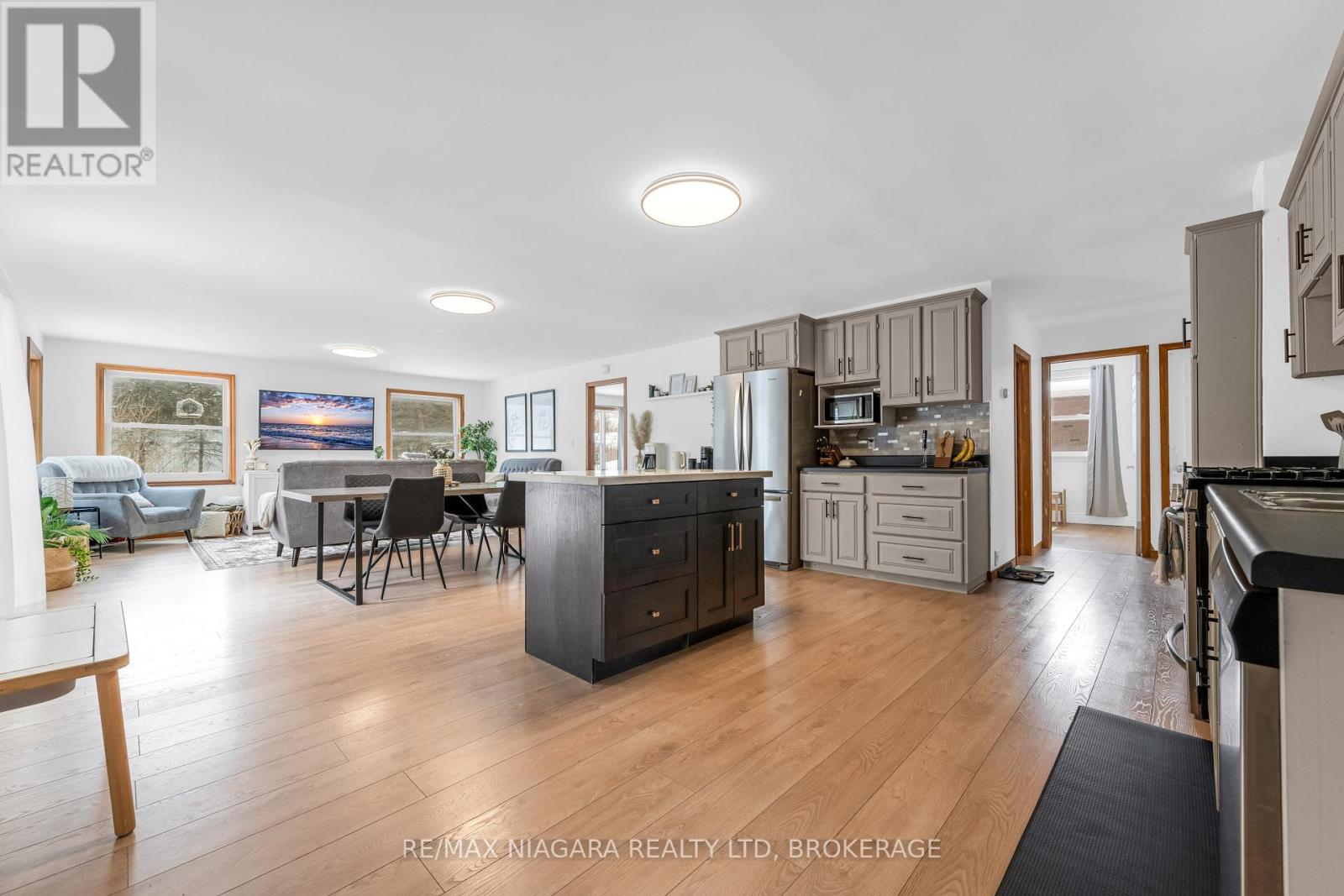 1170 Broad Street E, Haldimand, Ontario  N1A 3C4 - Photo 6 - X12768874