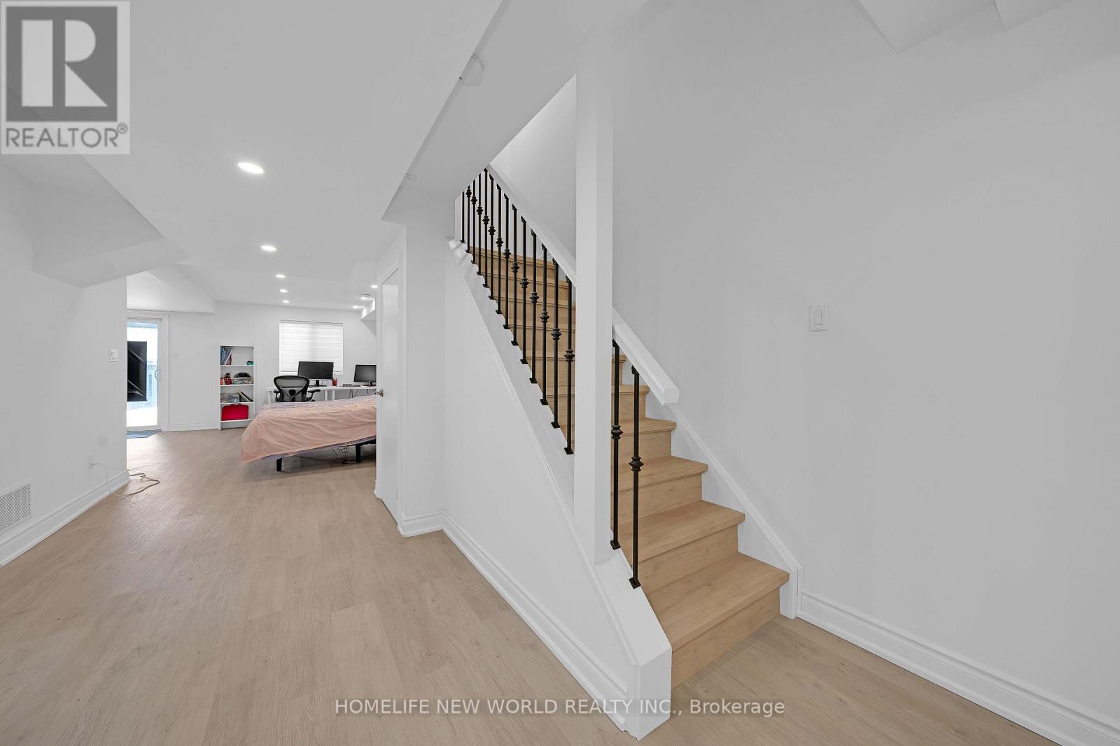 31 Cherry Bush Road, Vaughan (Patterson), Ontario  L6A 0R9 - Photo 16 - N12764748