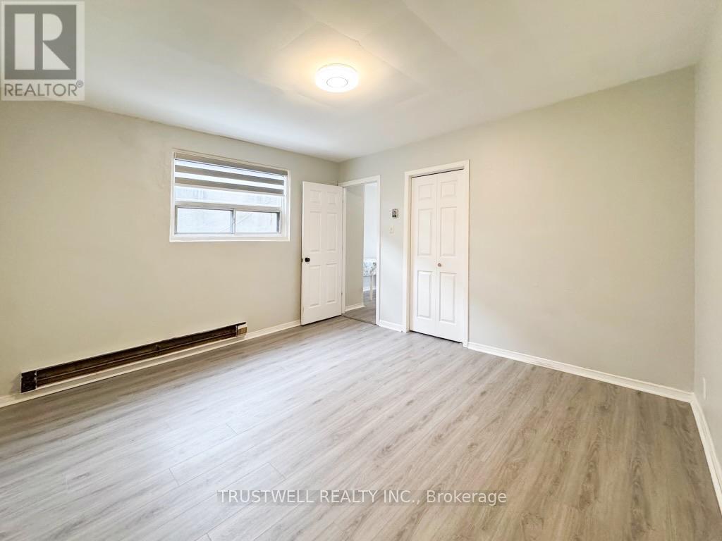2 - 2528 Eglinton Avenue W, Toronto, Ontario  M6M 1T1 - Photo 11 - W12768272
