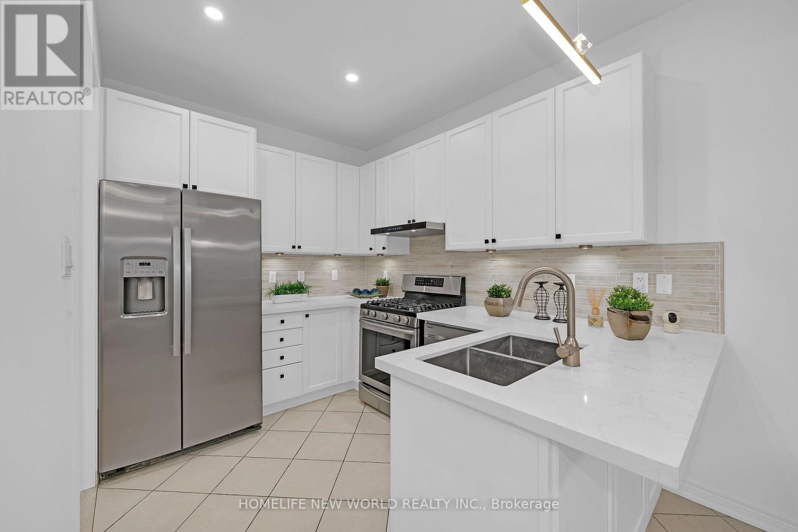 31 Cherry Bush Road, Vaughan (Patterson), Ontario  L6A 0R9 - Photo 7 - N12764748