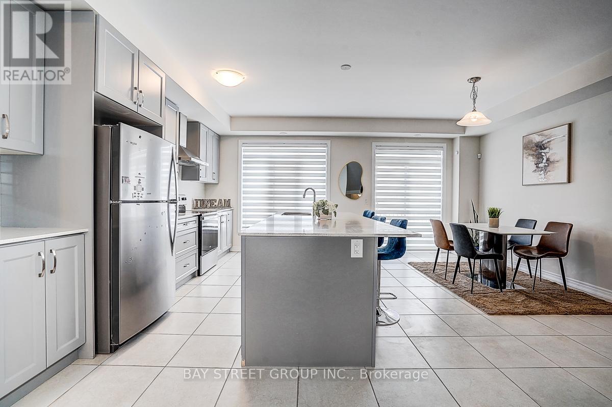 19 Morrison Crescent, Whitby, Ontario  L1P 1V4 - Photo 12 - E12768890