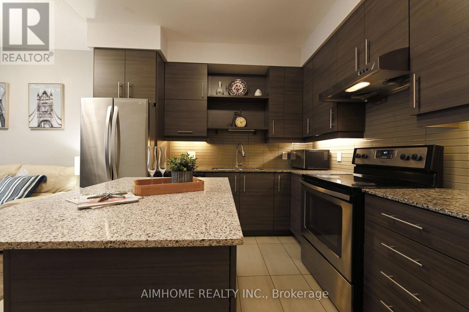 602 - 277 South Park Road, Markham, Ontario  L3T 0B7 - Photo 6 - N12768880