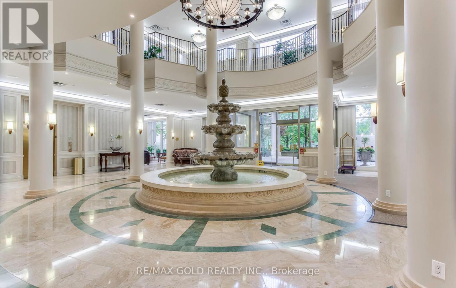 224 - 25 Kingsbridge Grdn Circle, Mississauga, Ontario  L5R 4B1 - Photo 4 - W12768866