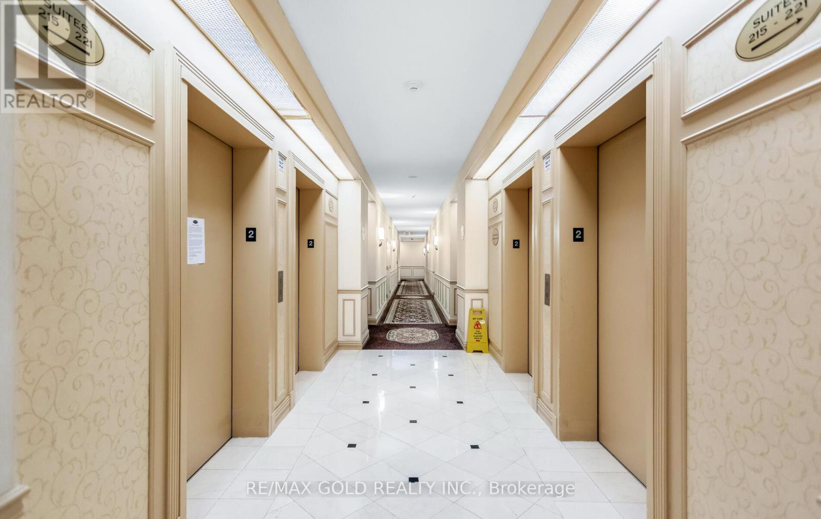 224 - 25 Kingsbridge Grdn Circle, Mississauga, Ontario  L5R 4B1 - Photo 5 - W12768866