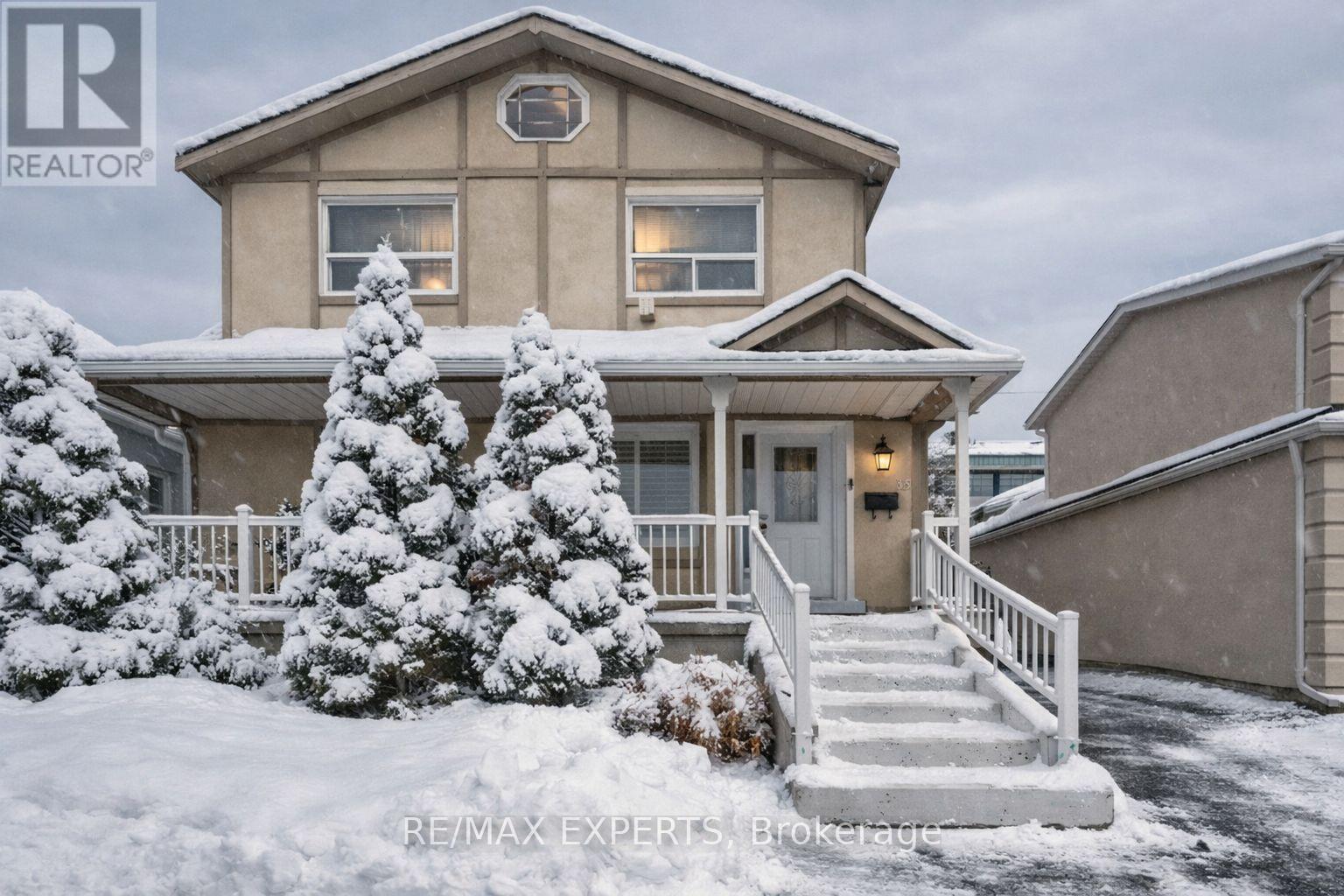 35 RIDGE ROAD, Toronto, Ontario