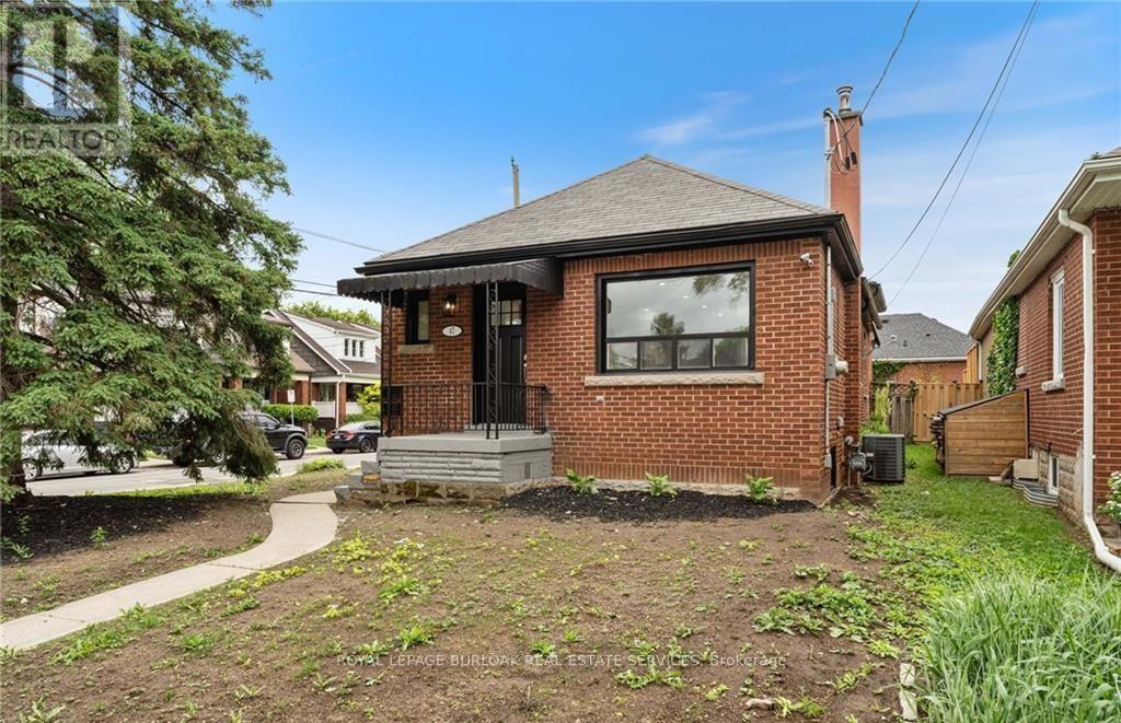 Upper - 47 Macdonald Avenue, Hamilton, Ontario  L8P 4N8 - Photo 2 - X12768882