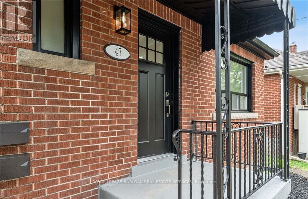 Upper - 47 Macdonald Avenue, Hamilton, Ontario  L8P 4N8 - Photo 3 - X12768882