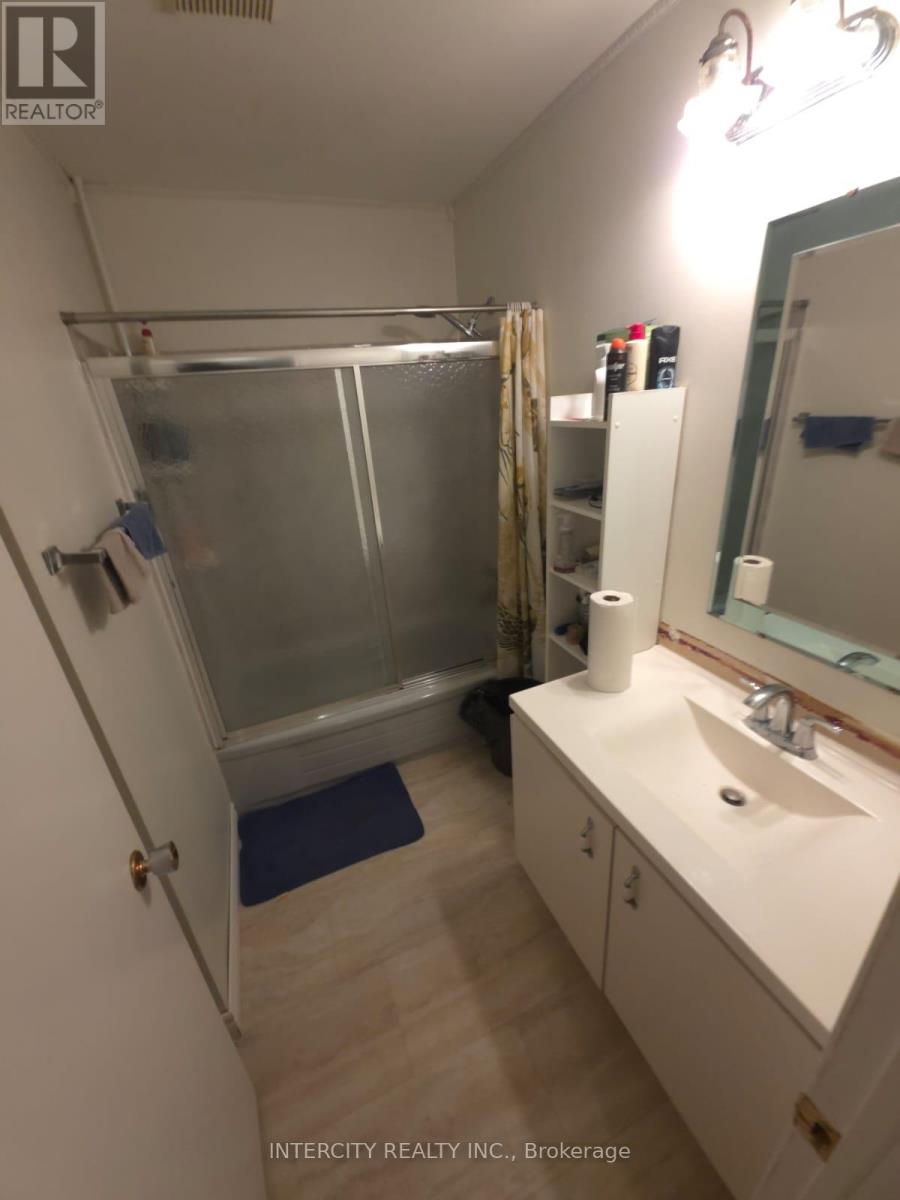 510 Cork Street, Wellington North, Ontario  N0G 2L3 - Photo 16 - X12768896