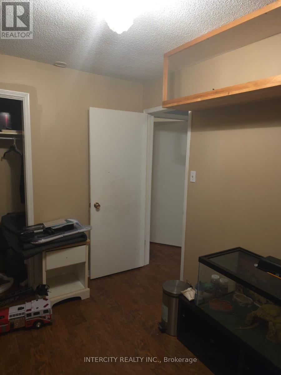 510 Cork Street, Wellington North, Ontario  N0G 2L3 - Photo 18 - X12768896