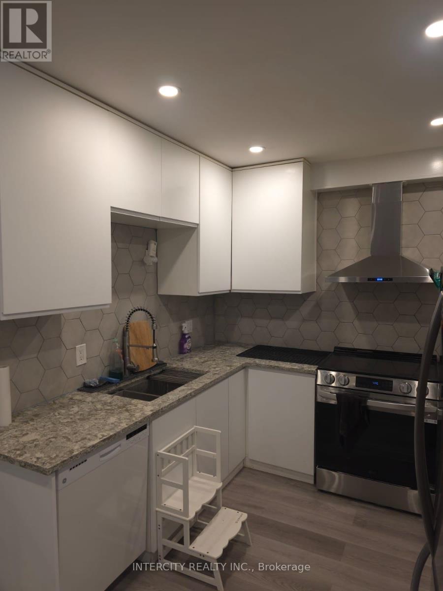 510 Cork Street, Wellington North, Ontario  N0G 2L3 - Photo 8 - X12768896