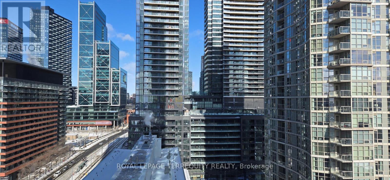 1805 - 35 Mariner Terrace, Toronto, Ontario  M5V 3V9 - Photo 14 - C12760788