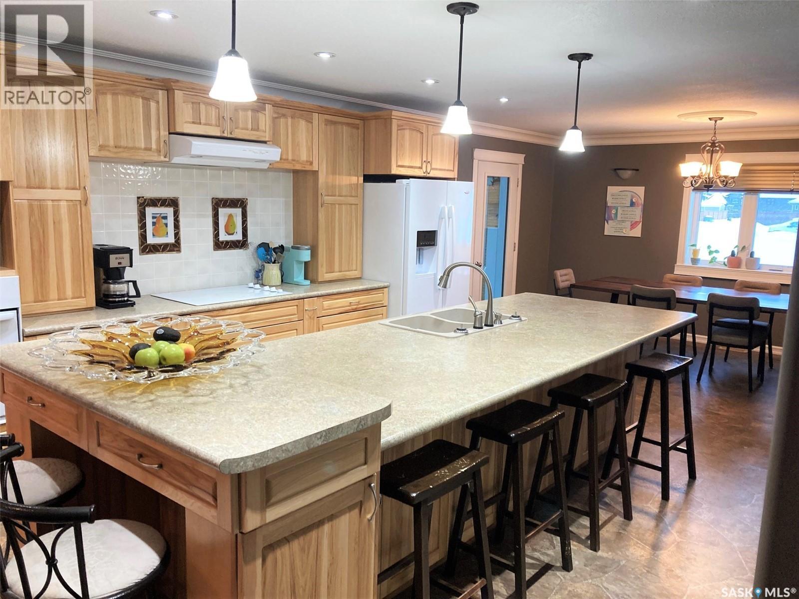 501 Silver Place, Hudson Bay, Saskatchewan  S0E 0Y0 - Photo 3 - SK027952