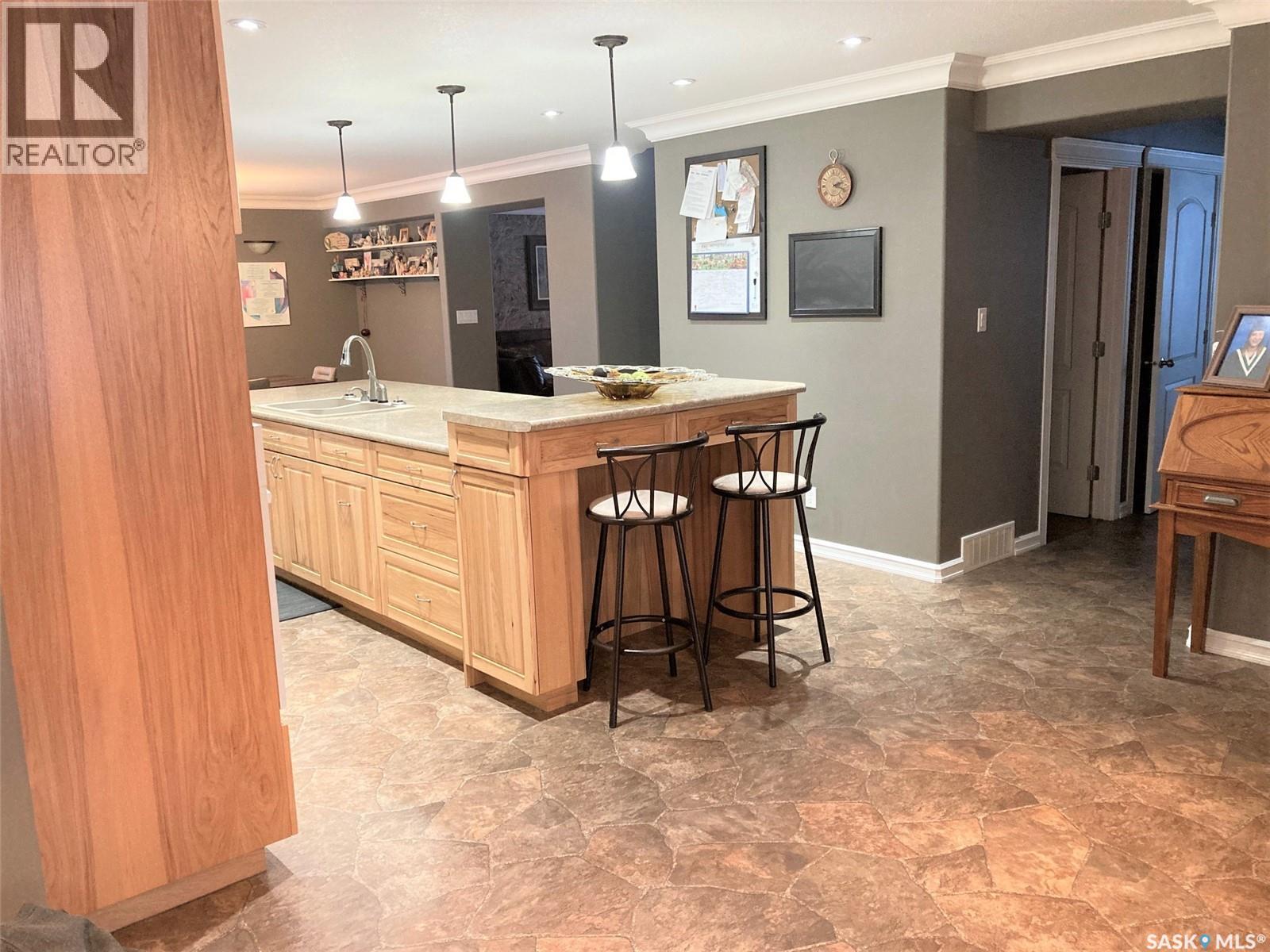 501 Silver Place, Hudson Bay, Saskatchewan  S0E 0Y0 - Photo 4 - SK027952