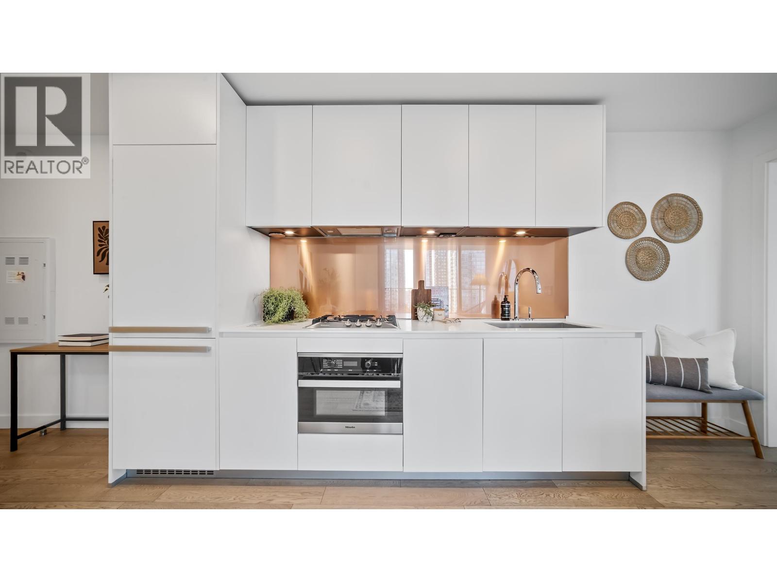 1501 1480 Howe Street, Vancouver, British Columbia  V6Z 0G5 - Photo 3 - R3085743