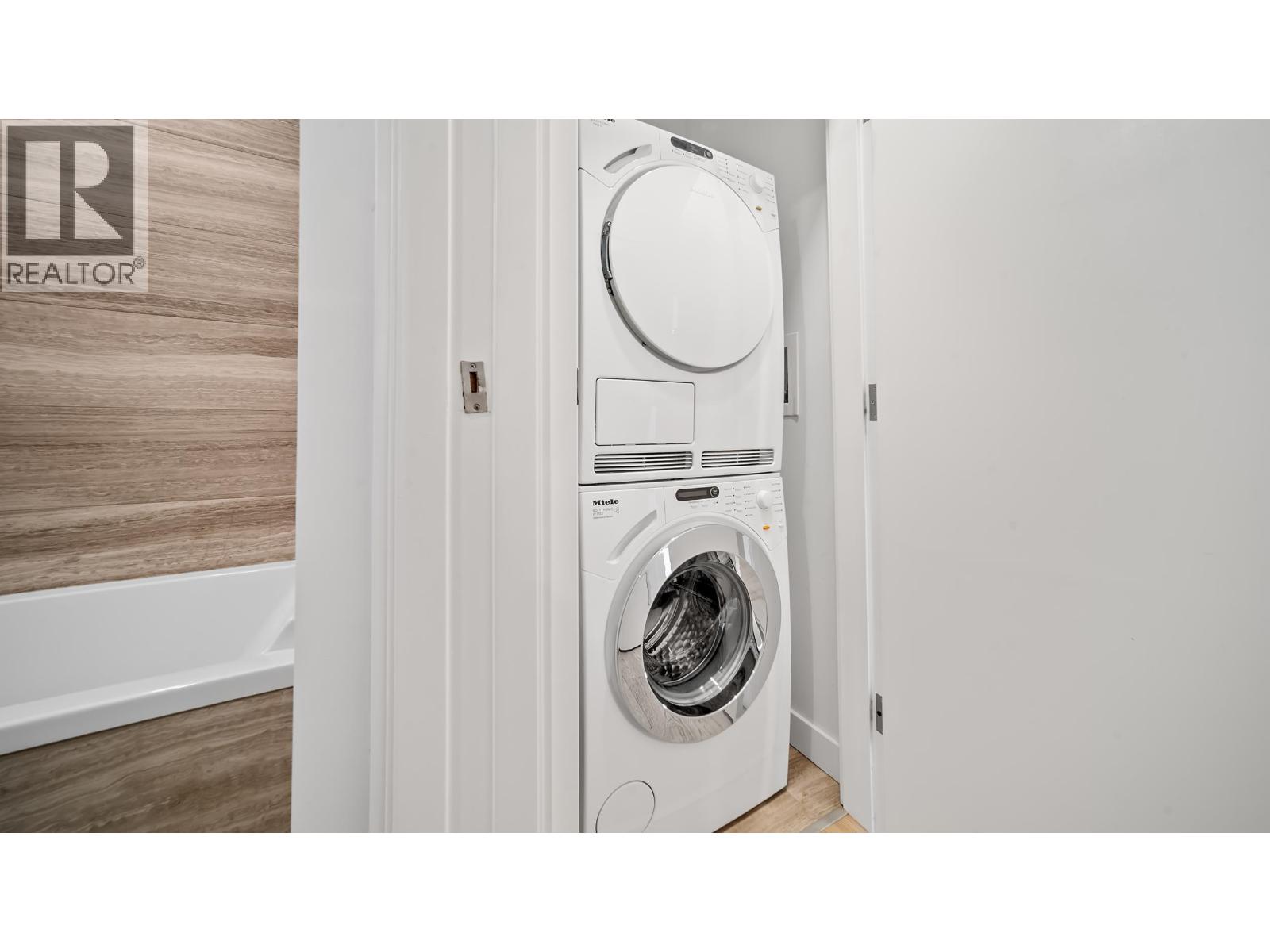 1501 1480 Howe Street, Vancouver, British Columbia  V6Z 0G5 - Photo 12 - R3085743