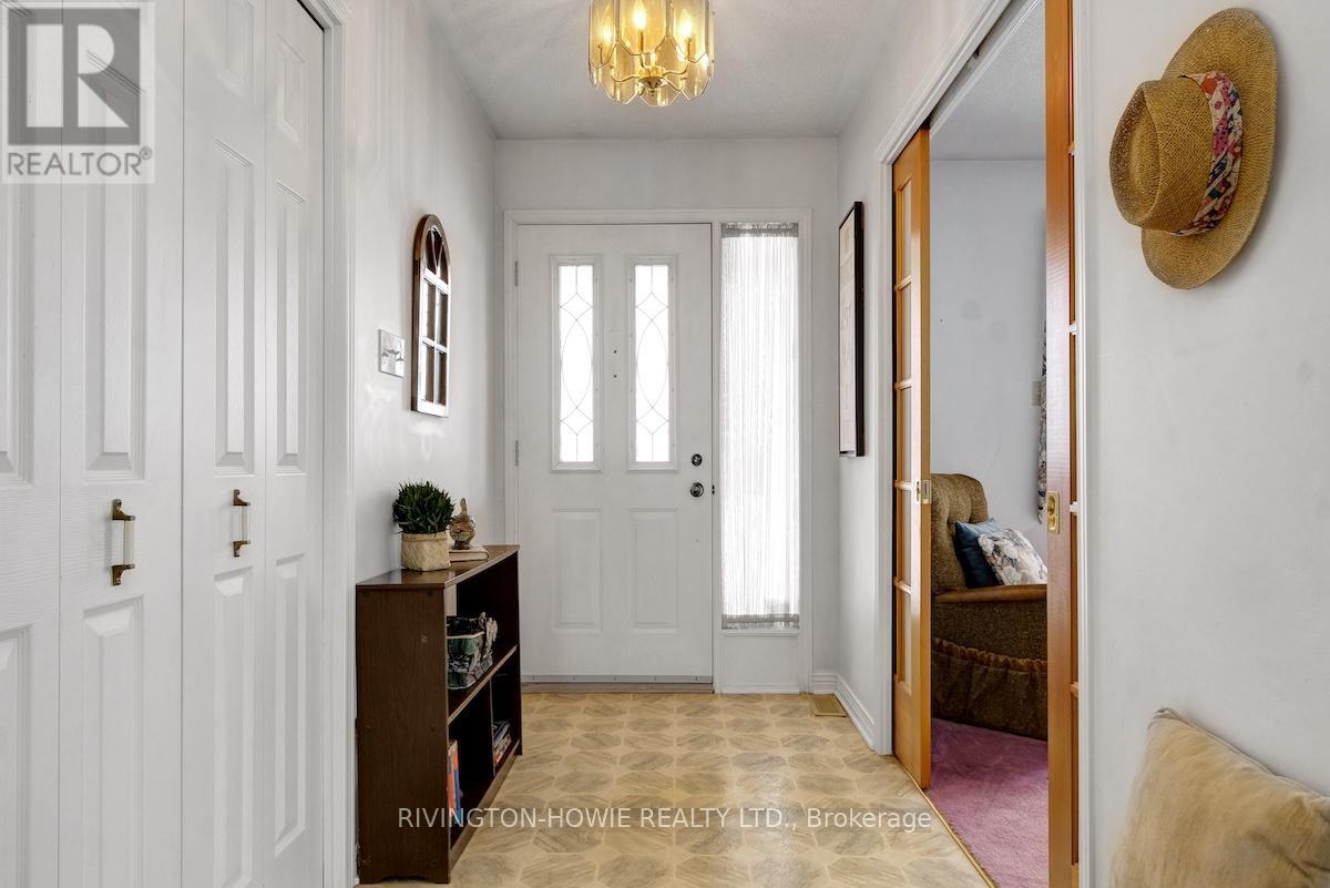 594 Old Coach Road, Ottawa, Ontario  K0A 1L0 - Photo 2 - X12768904