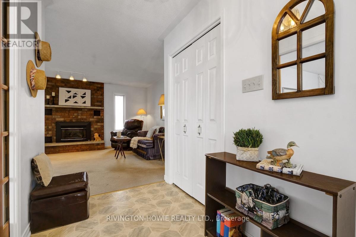 594 Old Coach Road, Ottawa, Ontario  K0A 1L0 - Photo 8 - X12768904