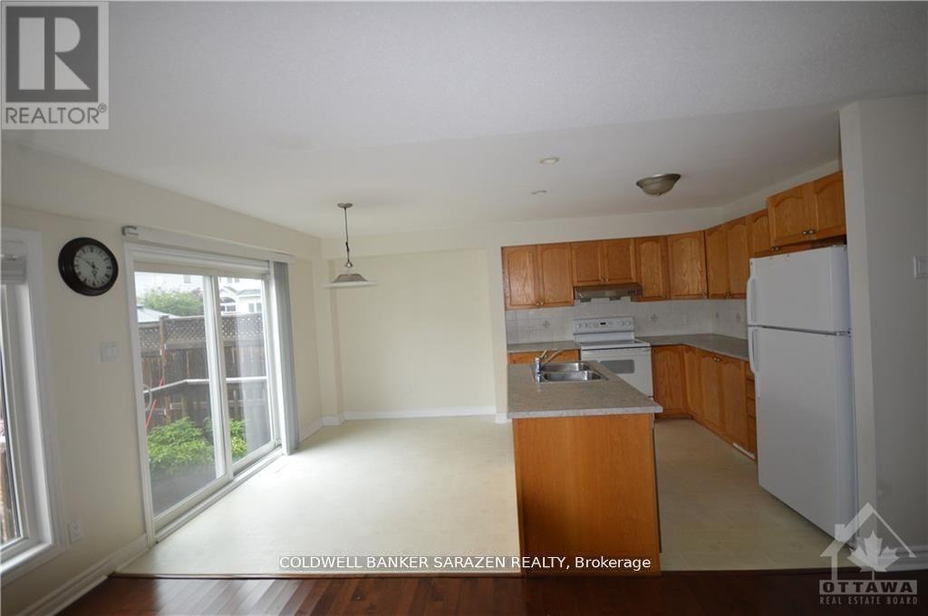 252 Moss Grove Street, Ottawa, Ontario  K2J 0B2 - Photo 6 - X12768910