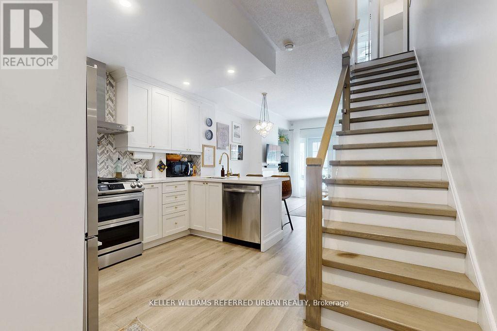 4a Portland Street, Toronto, Ontario  M5V 3N6 - Photo 21 - C12768900