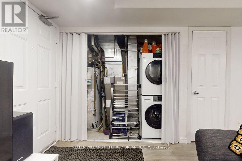 4a Portland Street, Toronto, Ontario  M5V 3N6 - Photo 33 - C12768900