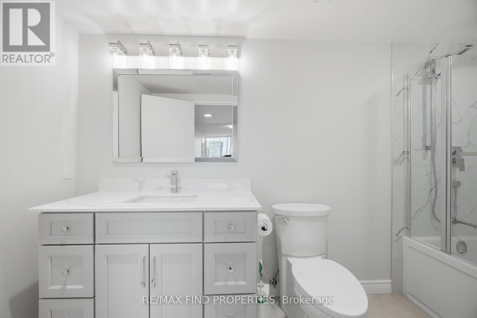 1702 - 30 Wellington Street E, Toronto, Ontario  M5E 1S3 - Photo 28 - C12768908