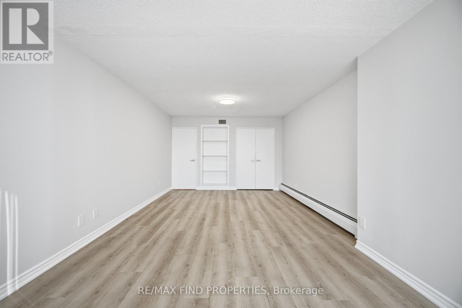 1702 - 30 Wellington Street E, Toronto, Ontario  M5E 1S3 - Photo 32 - C12768908