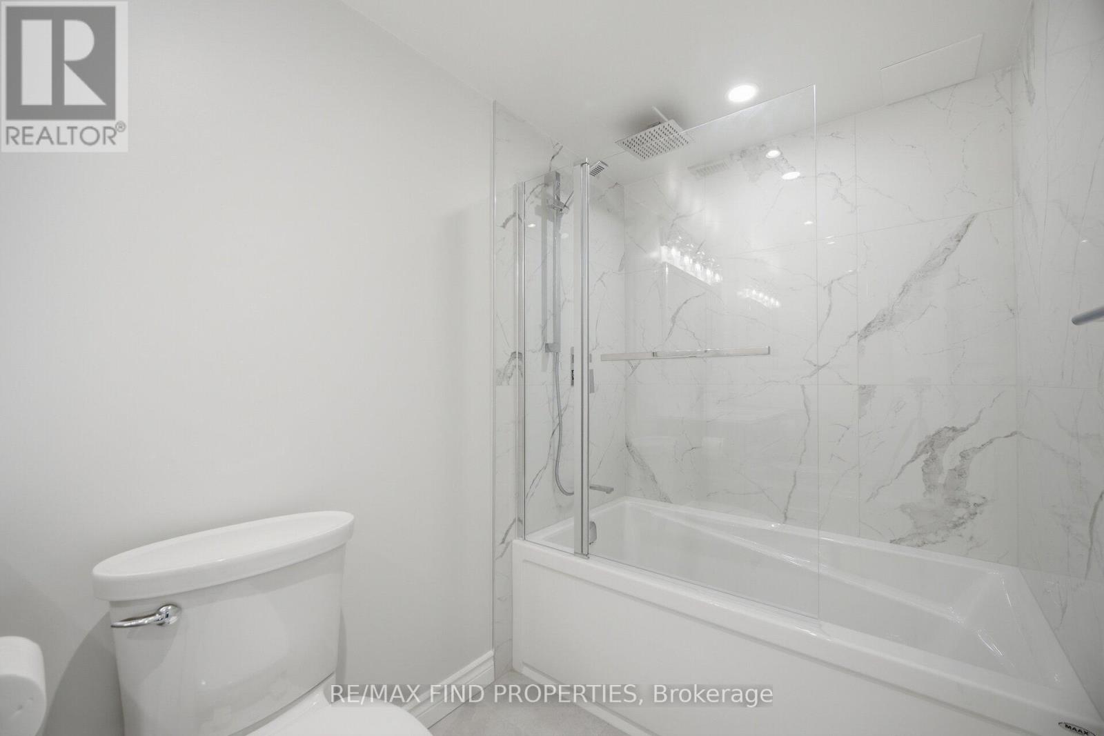 1702 - 30 Wellington Street E, Toronto, Ontario  M5E 1S3 - Photo 36 - C12768908