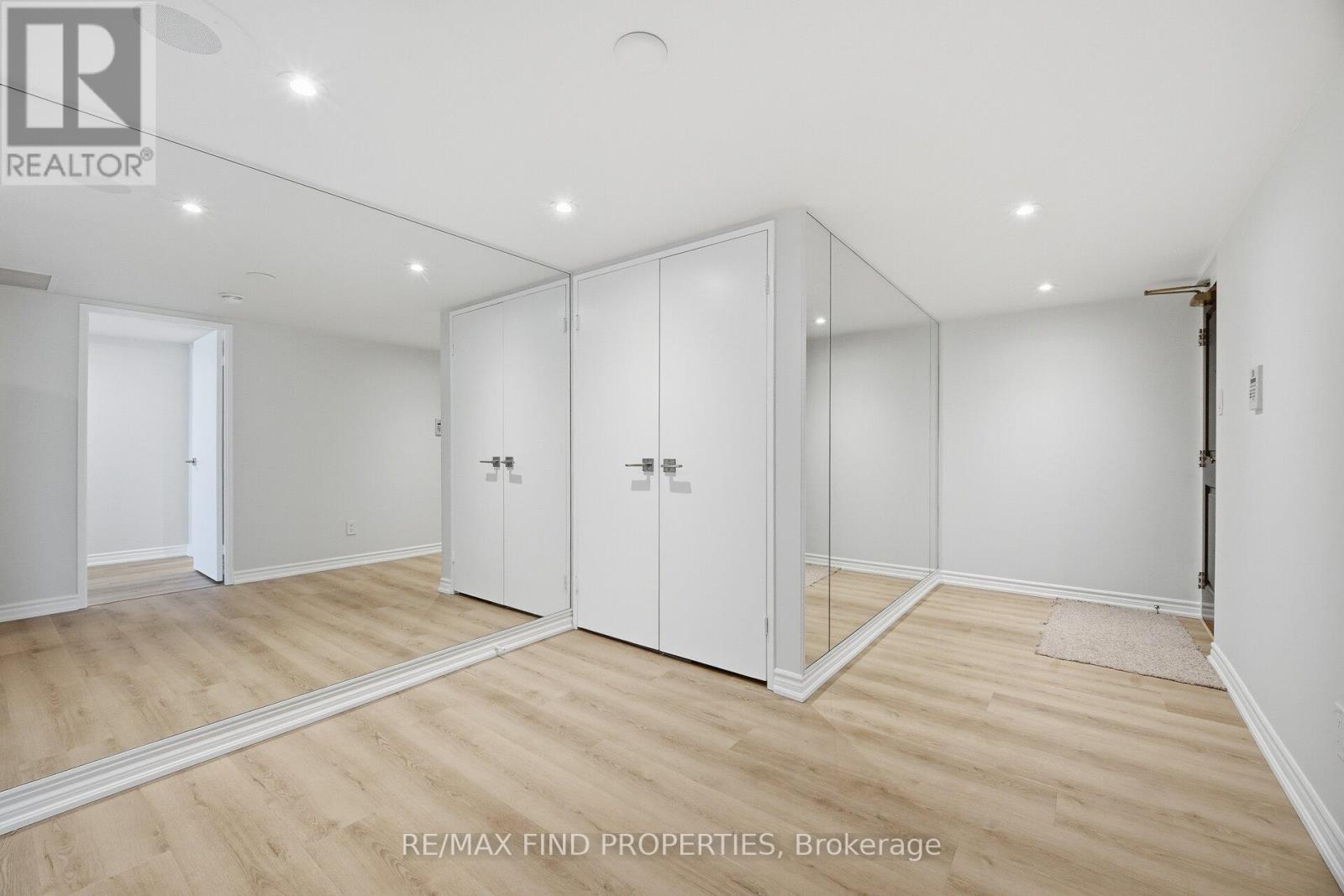 1702 - 30 Wellington Street E, Toronto, Ontario  M5E 1S3 - Photo 8 - C12768908