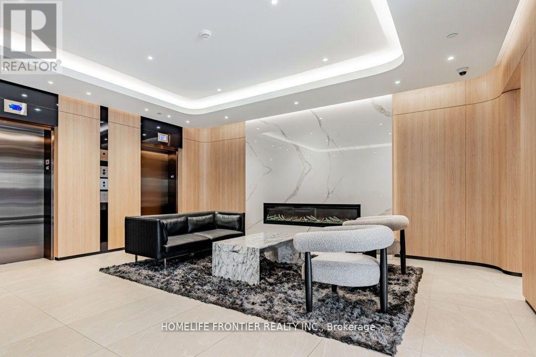 205 - 185 Alberta Avenue, Toronto, Ontario  M6C 0A5 - Photo 2 - C12768918