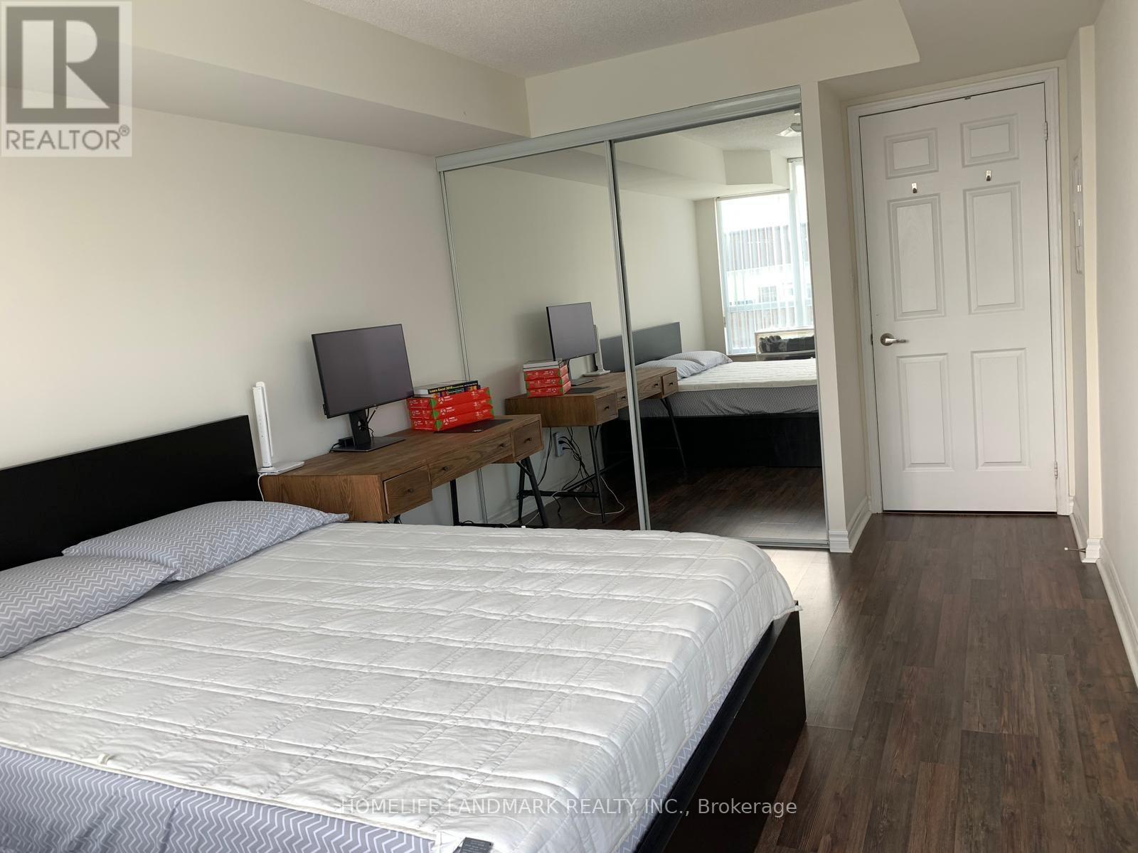 303 - 35 Hollywood Avenue, Toronto, Ontario  M2N 0A9 - Photo 7 - C12768942