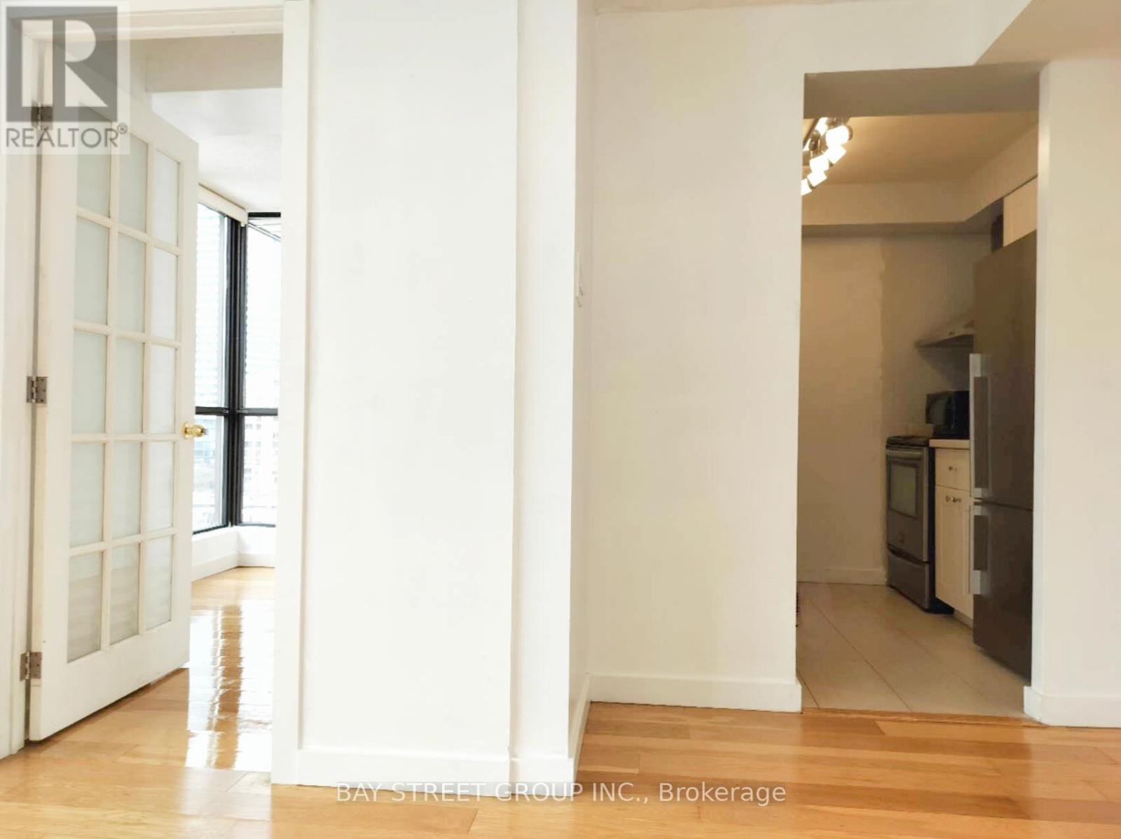 Ph 01 - 117 Gerrard Street E, Toronto, Ontario  M5B 2L4 - Photo 12 - C12768946