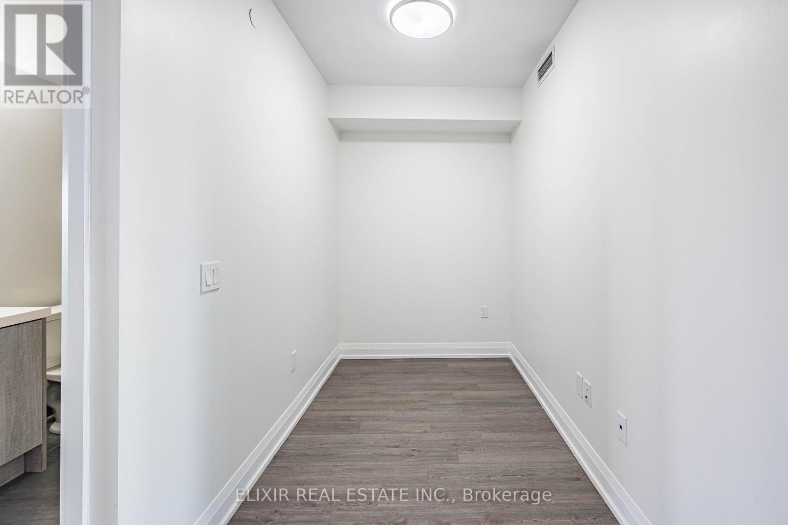 1610 - 77 Mutual Street, Toronto, Ontario  M5B 0B9 - Photo 13 - C12768948