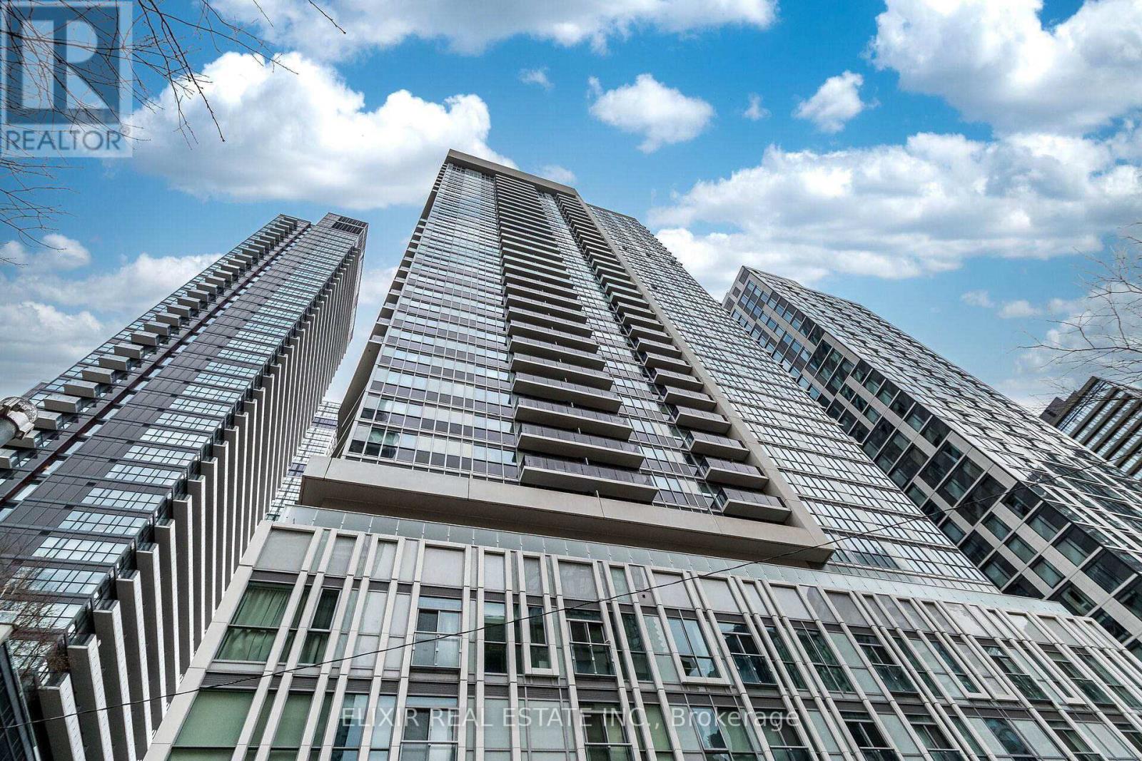 1610 - 77 Mutual Street, Toronto, Ontario  M5B 0B9 - Photo 2 - C12768948