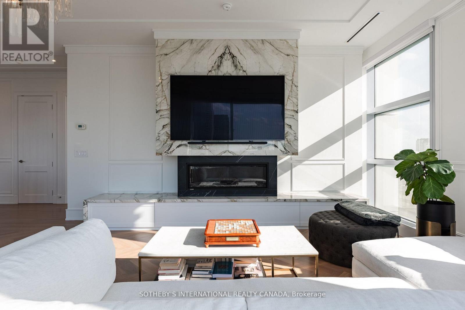 2301 - 183 Wellington Street W, Toronto, Ontario  M5V 0A1 - Photo 19 - C12768960