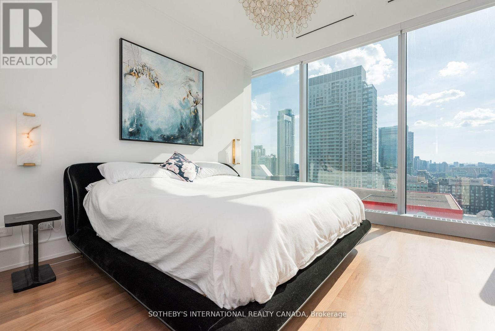 2301 - 183 Wellington Street W, Toronto, Ontario  M5V 0A1 - Photo 22 - C12768960