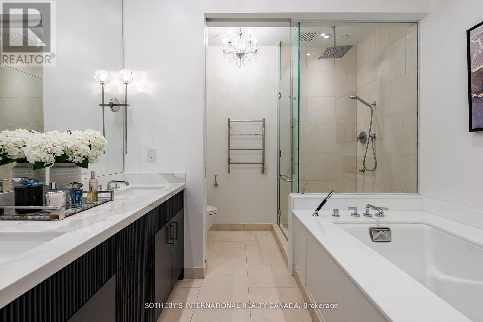 2301 - 183 Wellington Street W, Toronto, Ontario  M5V 0A1 - Photo 29 - C12768960