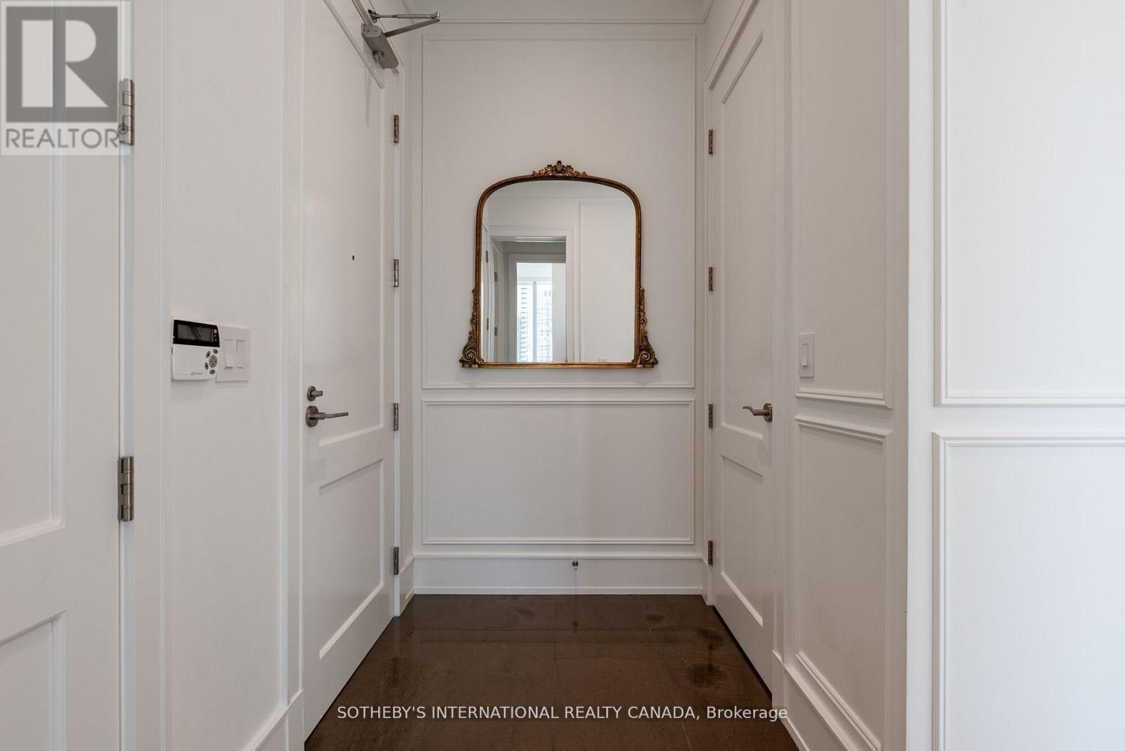 2301 - 183 Wellington Street W, Toronto, Ontario  M5V 0A1 - Photo 4 - C12768960